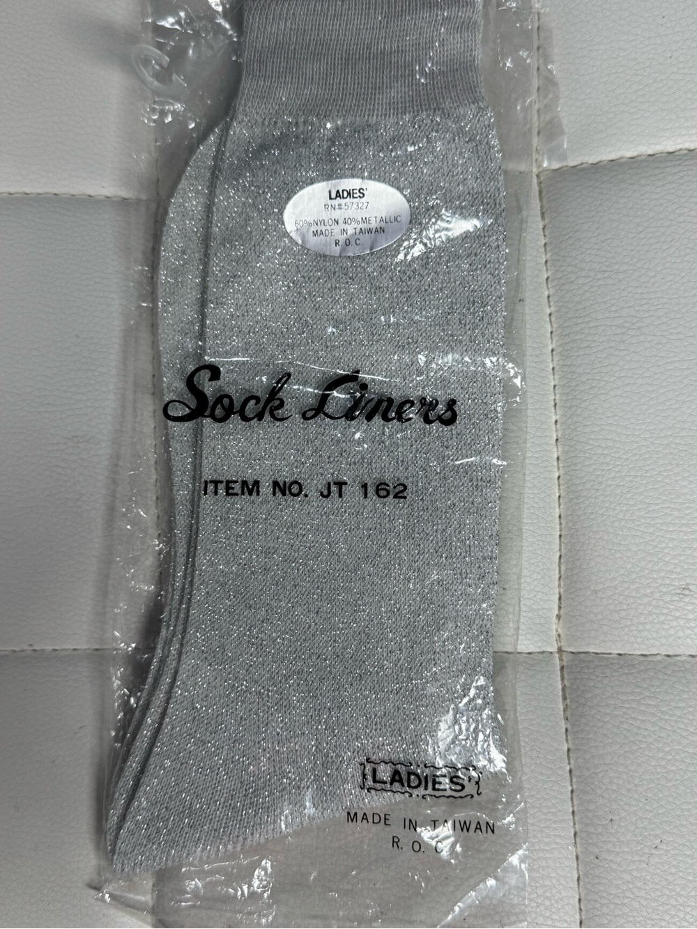 Sock Liners Metallic Glitter
Silver Socks Item No. JT 162